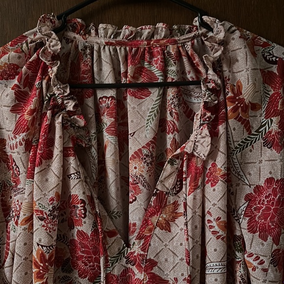 Blouse - Picture 2 of 5